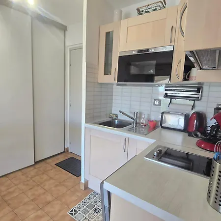 Apartament Bright With Balcony And Swimming Pool *