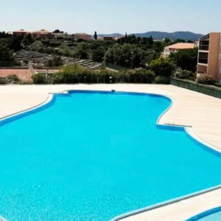 Bright With Balcony And Swimming Pool Frejus