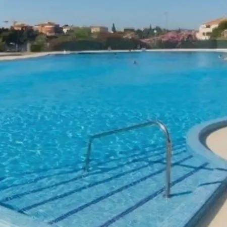 Bright With Balcony And Swimming Pool