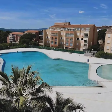 Apartament Bright With Balcony And Swimming Pool Fréjus